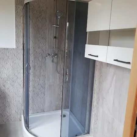 Caloroczny Dom Letniskowy * フミエルノ